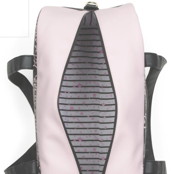 New LUV BETSEY Kruiz Weekender With Wristlet - Picture 5 of 5